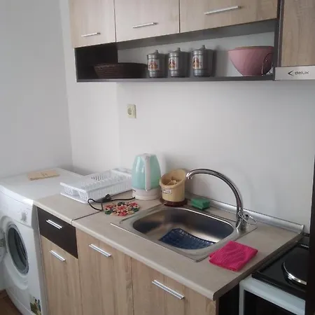 Apartment за гостигаван