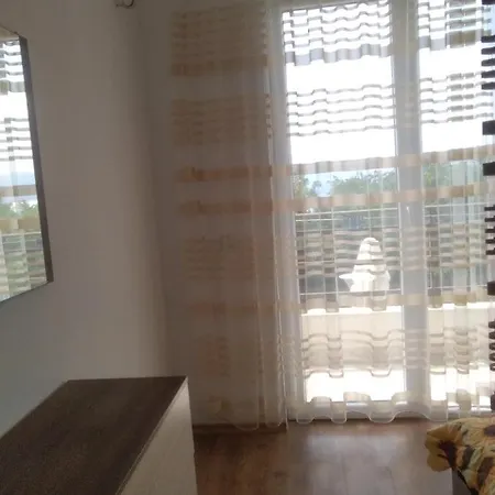 Apartment за гостигаван