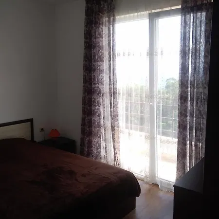 Apartment за гостигаван *
